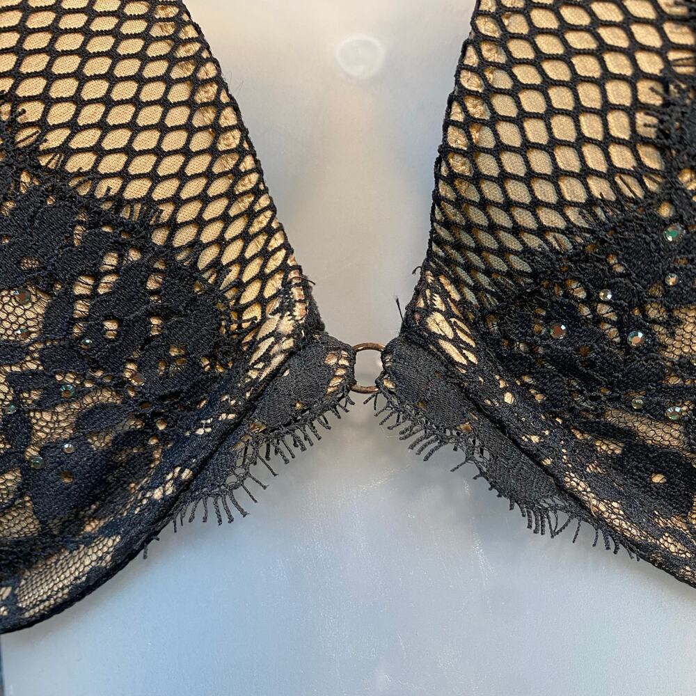 Victoria Secret Womens Size 36DD Black Lace Very Sexy Push Up Bra Underwire - Picture 2 of 7